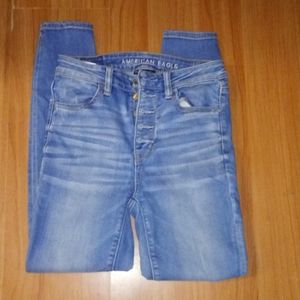 AMERICAN EAGLE JEANS